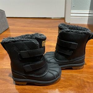 Cat & Jack Black Kids Snow Boots